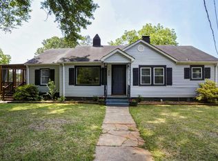 206 Paris Mountain Ave, Greenville, SC 29609