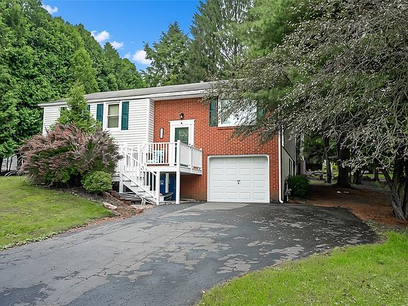 3rd image of 117 Pamela Ln