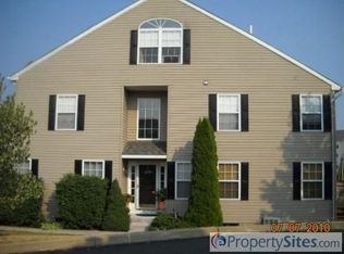 119 Hunt Club Dr, Collegeville, PA 19426