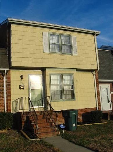 1st image of 817 Foxpaw Dr