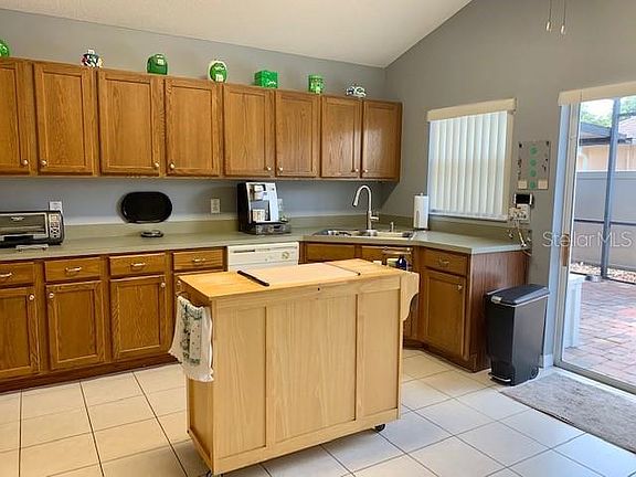 5th image of 729 Paddington Pl