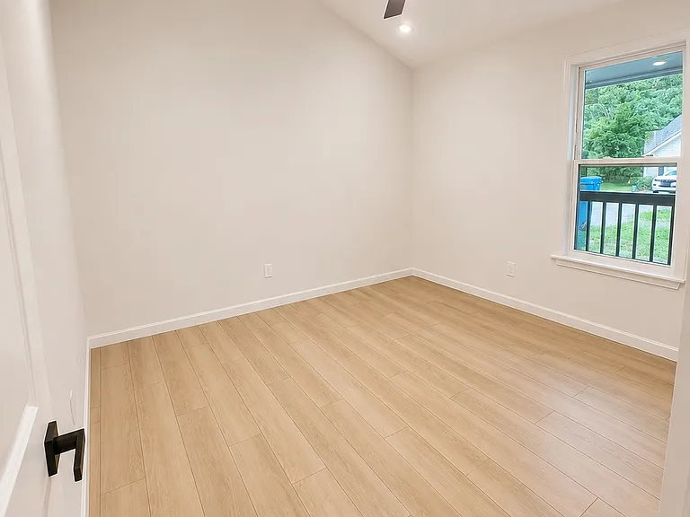 2112 Valley Oaks Dr SE #1 — Photo 9