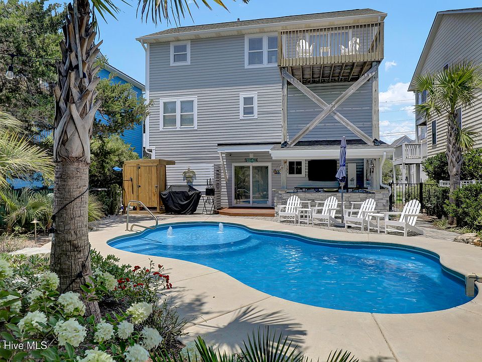 612 S Topsail Drive, Surf City, NC 28445 | Zillow