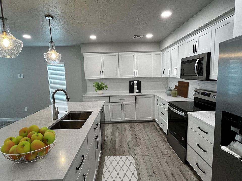 1st image of 4905 N Avalena Ln