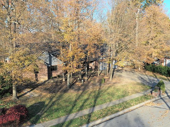4th image of 6770 White Oak Dr
