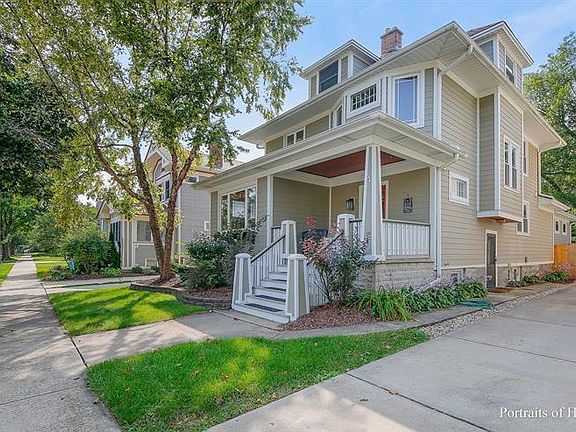 2nd image of 126 N Waiola Ave