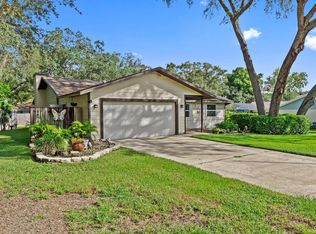 1408 Vermont Ave, Tarpon Springs, FL 34689