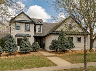 296 Wimbledon Hills Dr SW, Rochester, MN 55902