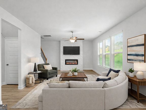 2nd image of 1103 Boulder Dr #103