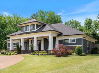 4494 Pleasant Breeze Dr, Olive Branch, MS 38654