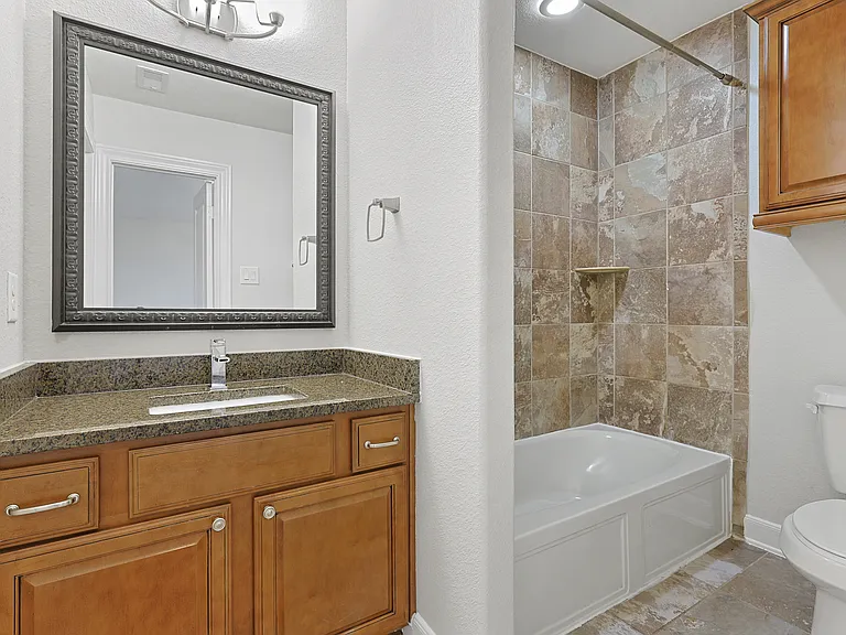 5166 Oasis Park — Photo 16
