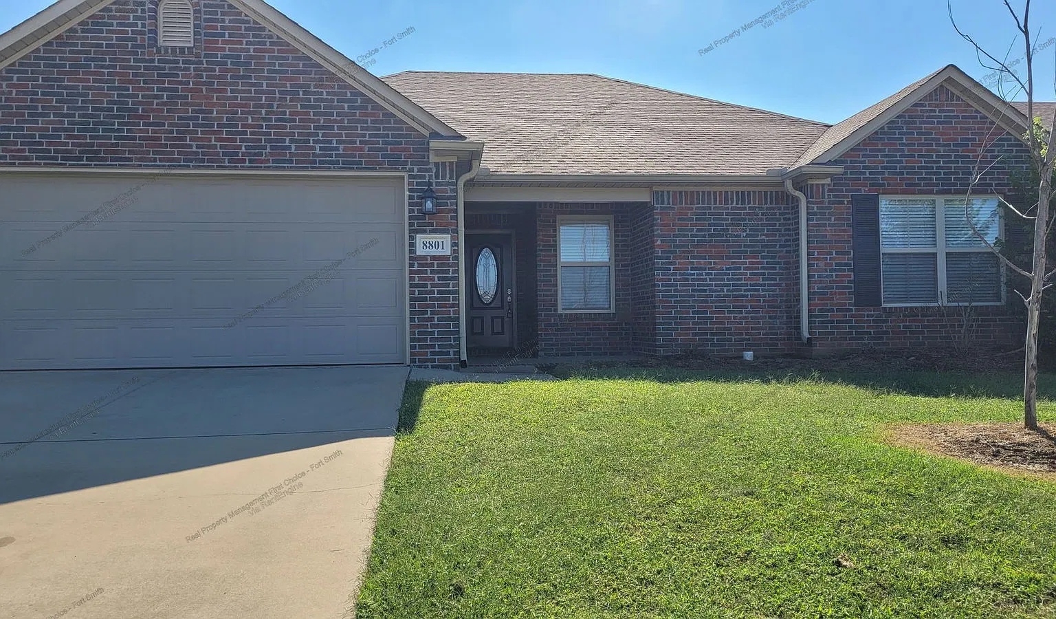 4 bed, 2.0 bath, 1682 sqft, $1,725 — Photo 1