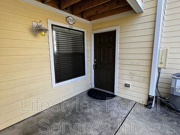 2nd image of 100 Fairway Park Blvd Unit 1302