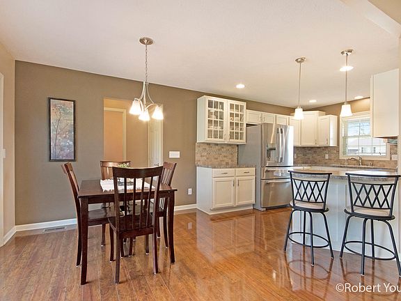 5th image of 11437 Hunters Meadow Dr
