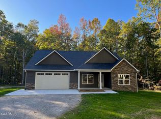 1500 E Overlook Rd, Monterey, TN 38574