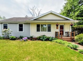 321 Longview Rd, Waukegan, IL 60087