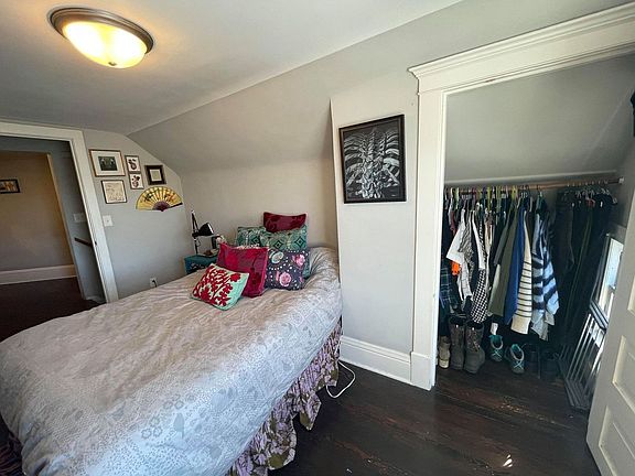 4th image of 2600 Dupont Ave S APT 5