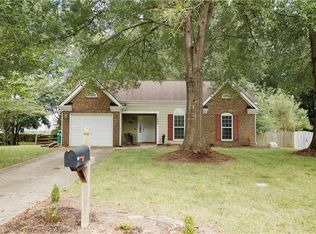 11642 Calgary Dr, Charlotte, NC 28215