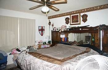 4th image of 4438 S San Pedro Ave