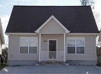 1st image of 900 Hazelbrook Way