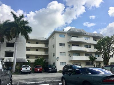 7410 SW 82nd St #K411, Miami, FL, 33143