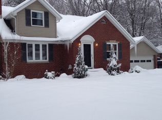 4591 E Sprague Rd, Seven Hills, OH 44131