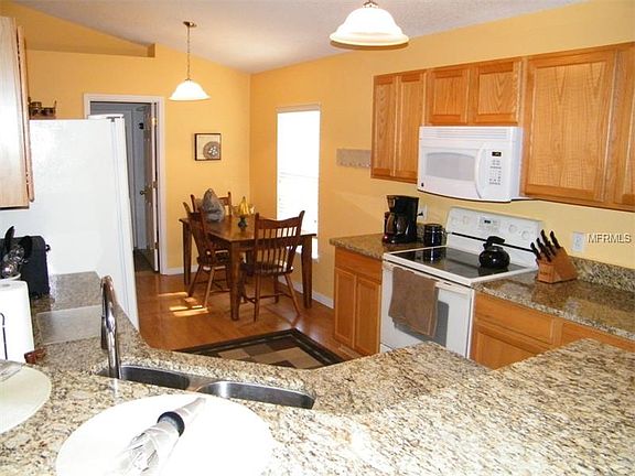 5th image of 5064 Stratemeyer Dr