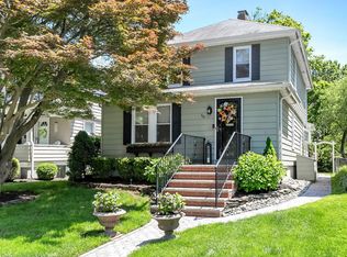 66 Elm Pl, Red Bank, NJ 07701