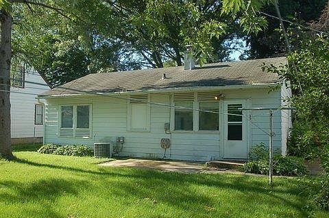 2nd image of 3115 Garfield Dr