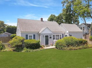 164 Cedar Ave, Islip, NY 11751