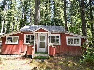 27240 E Dove Ln, Welches, OR 97067