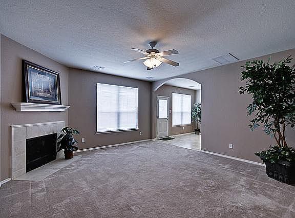 3rd image of 11924 Porcupine Dr