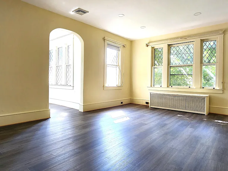 420 Warren Ave #2 — Photo 3
