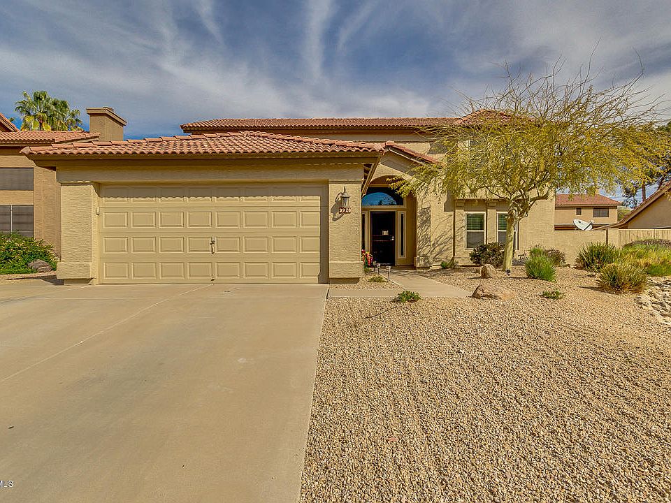 1st image of 3920 E Desert Flower Ln