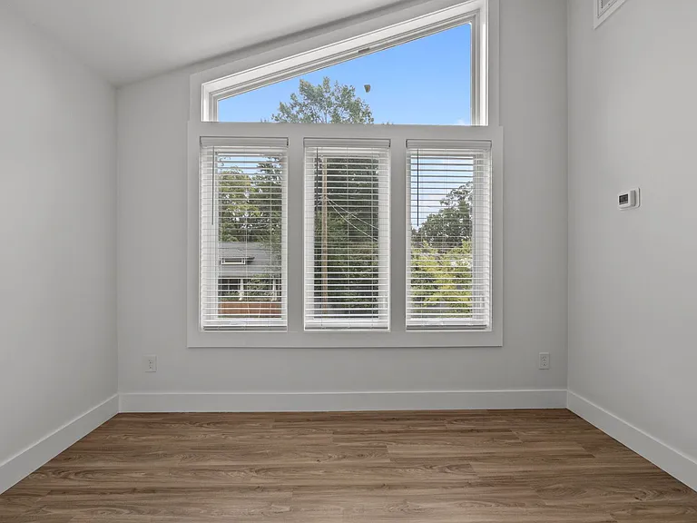 1001B N Gregson St — Photo 10