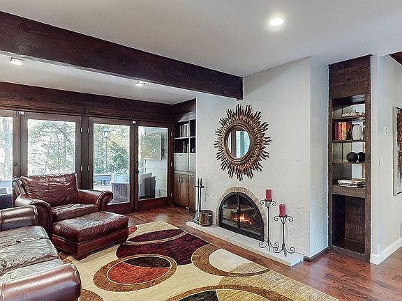4th image of 35 Mitchell Ln