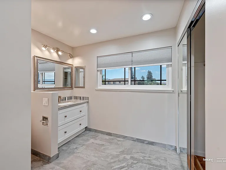 3661 Slopeview Dr — Photo 65