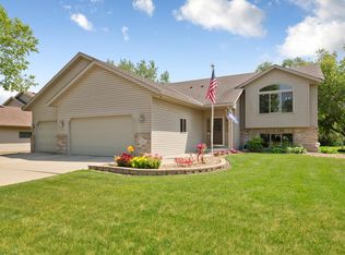 2103 Kennedy Dr, Faribault, MN 55021