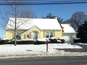 2nd image of 355 Church St