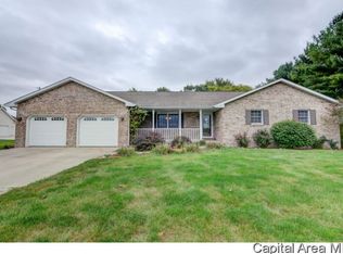 8188 Cardinal Hill Rd, Rochester, IL 62563