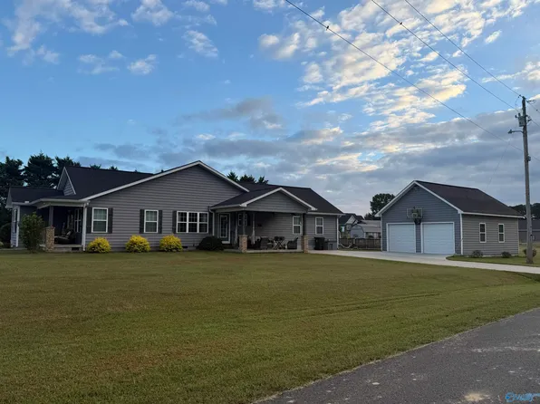 232 Emery Ln, Section, AL 35771