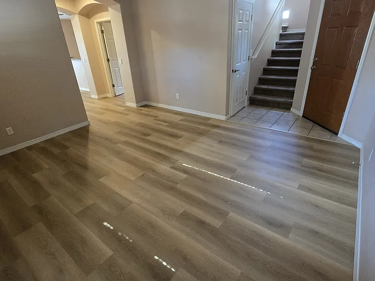 1051 S Maverick St — Photo 18