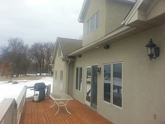 4th image of 1002 141st Ln NE