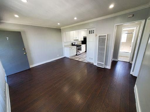 4th image of 7120 Brynhurst Ave APT 7