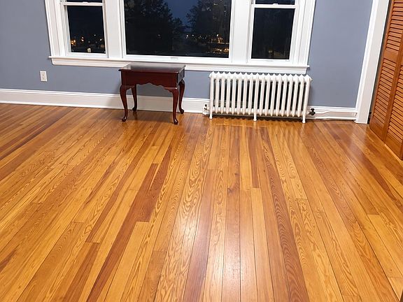 5th image of 125 Francis St