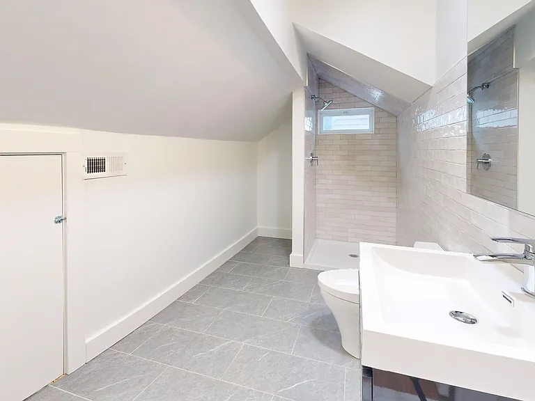 243 Willow St #245 — Photo 31