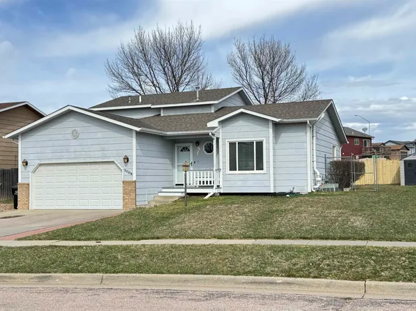 3006 Cadillac Dr, Rapid City, SD 57703