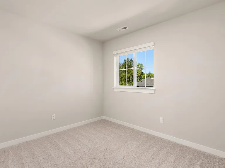 11001 33rd St NE — Photo 9