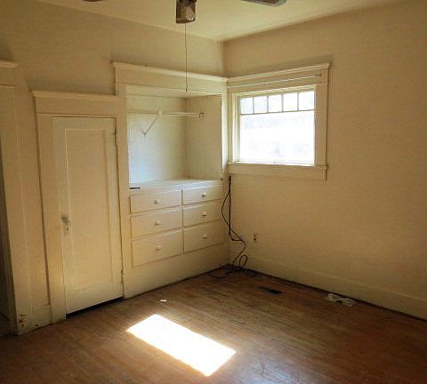 4th image of 321 E Patit Ave