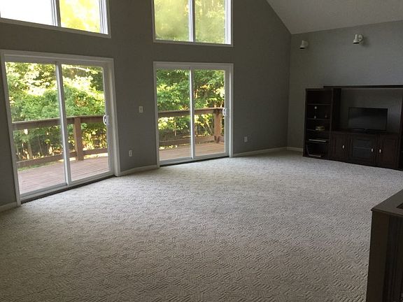 3rd image of 311 Chalk Hollow Pt